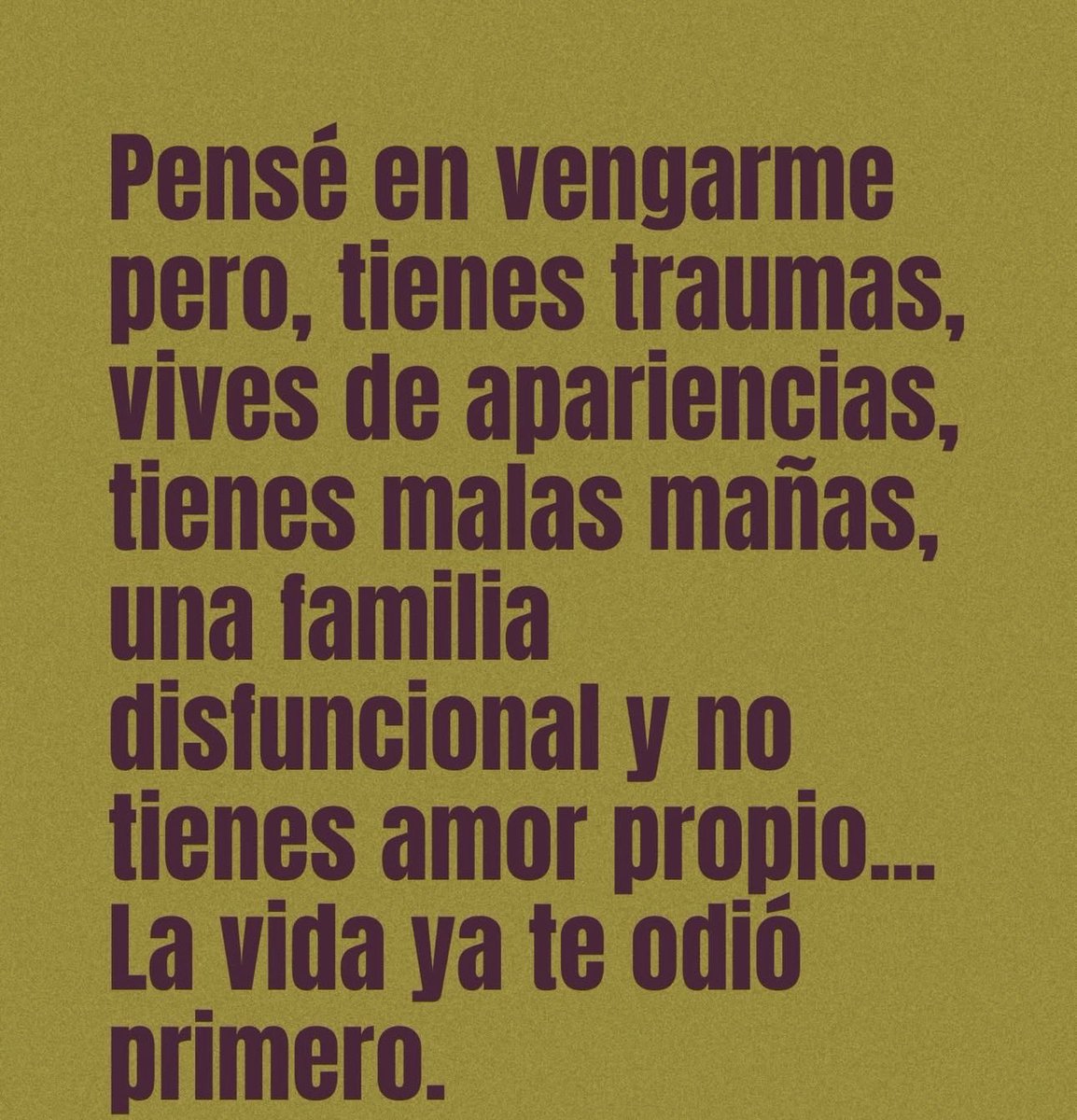 Alice_pco's tweet photo. Una sucia sabandija! 🤣 https://t.co/tctySU9XVL