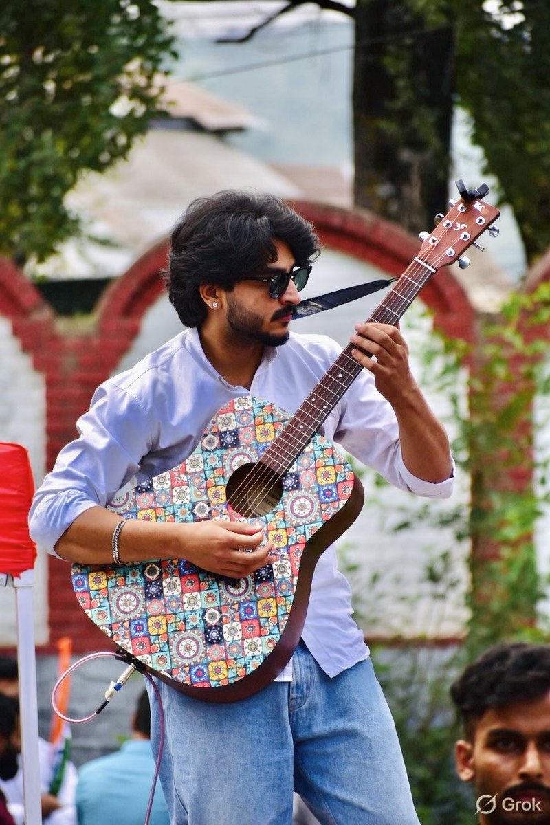 SuhailBhat_06's tweet photo. TOO WILD FOR THE RULES
#Musicain #Guiatrist #PlayForNation
#MusicalBand https://t.co/NRRUUZR613