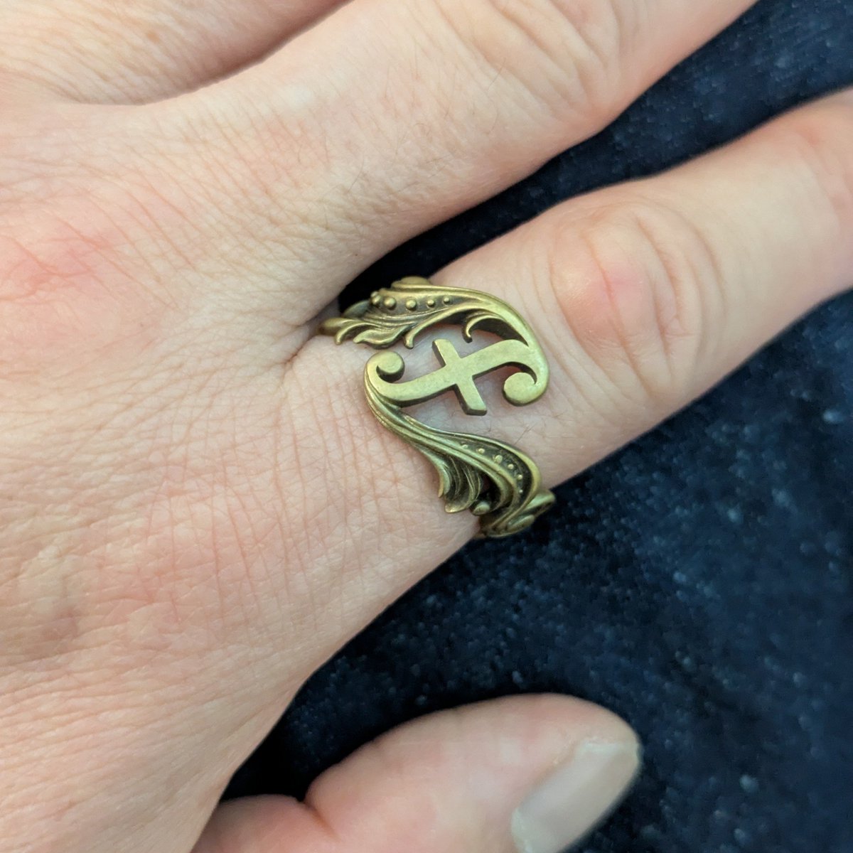 since1972k's tweet photo. Ring✨
Superbiaの2連付けマジでカッコイイ！ずーっと見てられる(*´艸`)
#vallucina  #Superbia https://t.co/ernBLgfZv9
