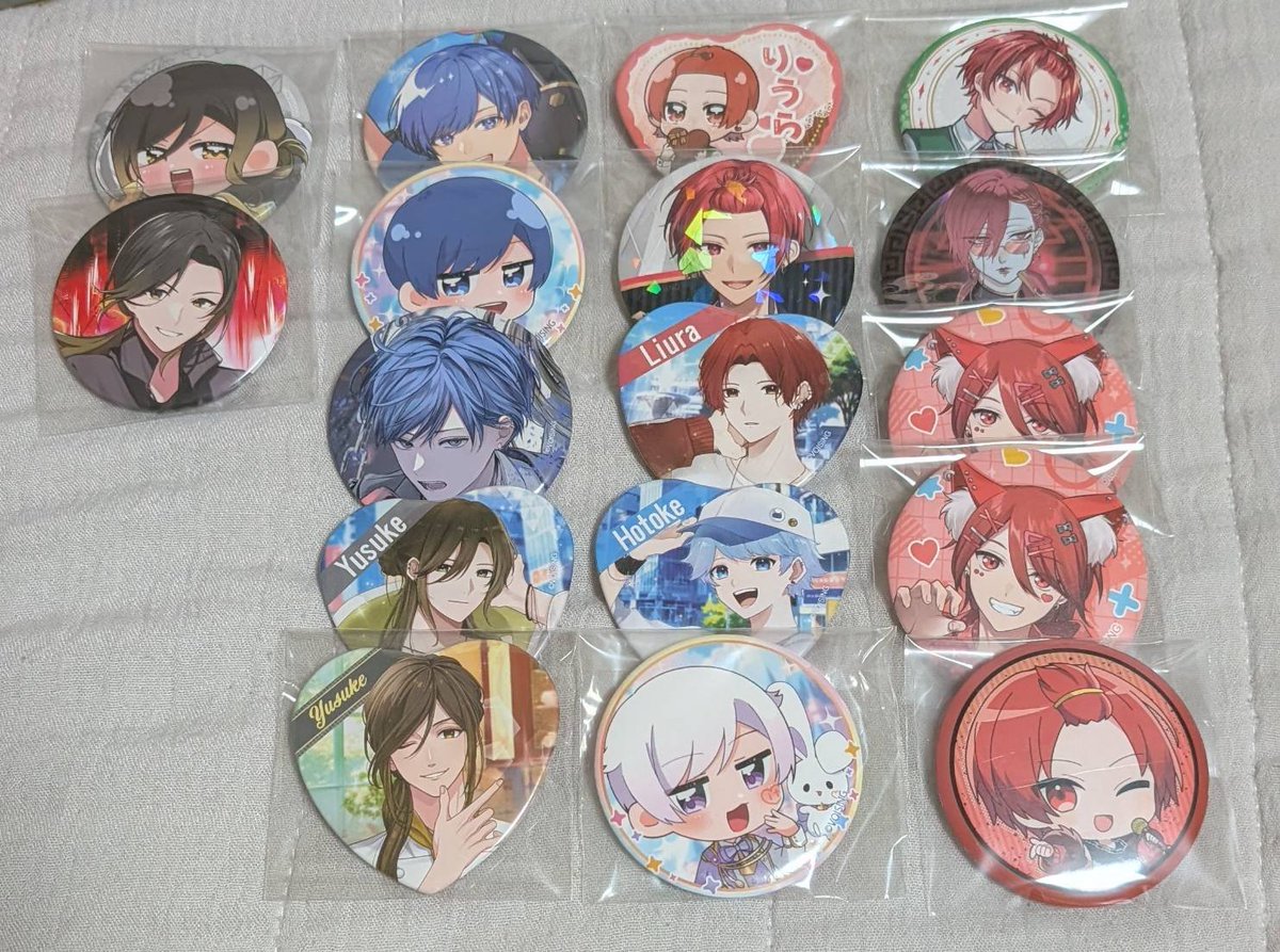 Potechannnnnnnn's tweet photo. [いれいすグッズ交換]

求 : 🍣様<<<回収柄

譲 : 画像1～5

詳細　画像6枚目ALT

ららあり2日目手渡しのみ
気軽にお声がけ下さい！

 #いれいすグッズ交換 https://t.co/eh9qiKdEgb