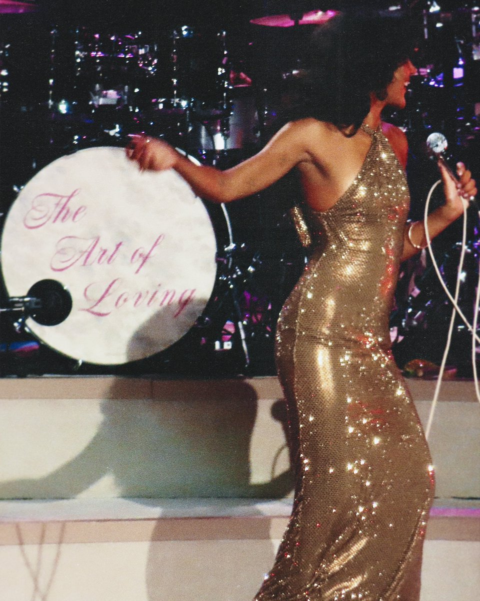 idkallyne's tweet photo. The Art of Loving Olivia Dean- NYC night one 
📸 by me https://t.co/roPdh6lw29