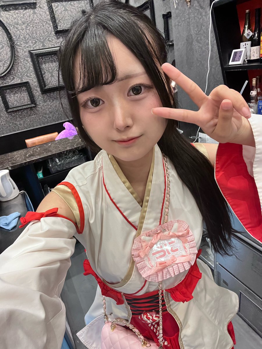 uni_apk's tweet photo. おきゅいん☀️
ほんじつ秋葉亭衣装で13-19います🦊♥️ラストなので是非(⸝⸝o̴̶̷᷄ ·̫ o̴̶̷̥᷅⸝⸝)✨
#大須コンカフェ #コンカフェ嬢 #自撮り界隈 https://t.co/dOUJ9u5y0P