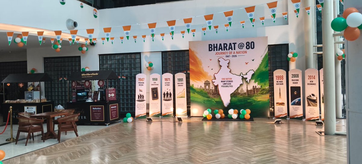 GlobalFoyer's tweet photo. 🇮🇳 Freedom in our hearts, the tricolour around us, and unity all around! Global Foyer celebrated Independence Day with joy, pride, and the true spirit of being Indian. ❤️🤍💚

#IndependenceDay #GlobalFoyer #GlobalFoyerSec43 #Gurugram #ProudIndian https://t.co/pUMspsm08K