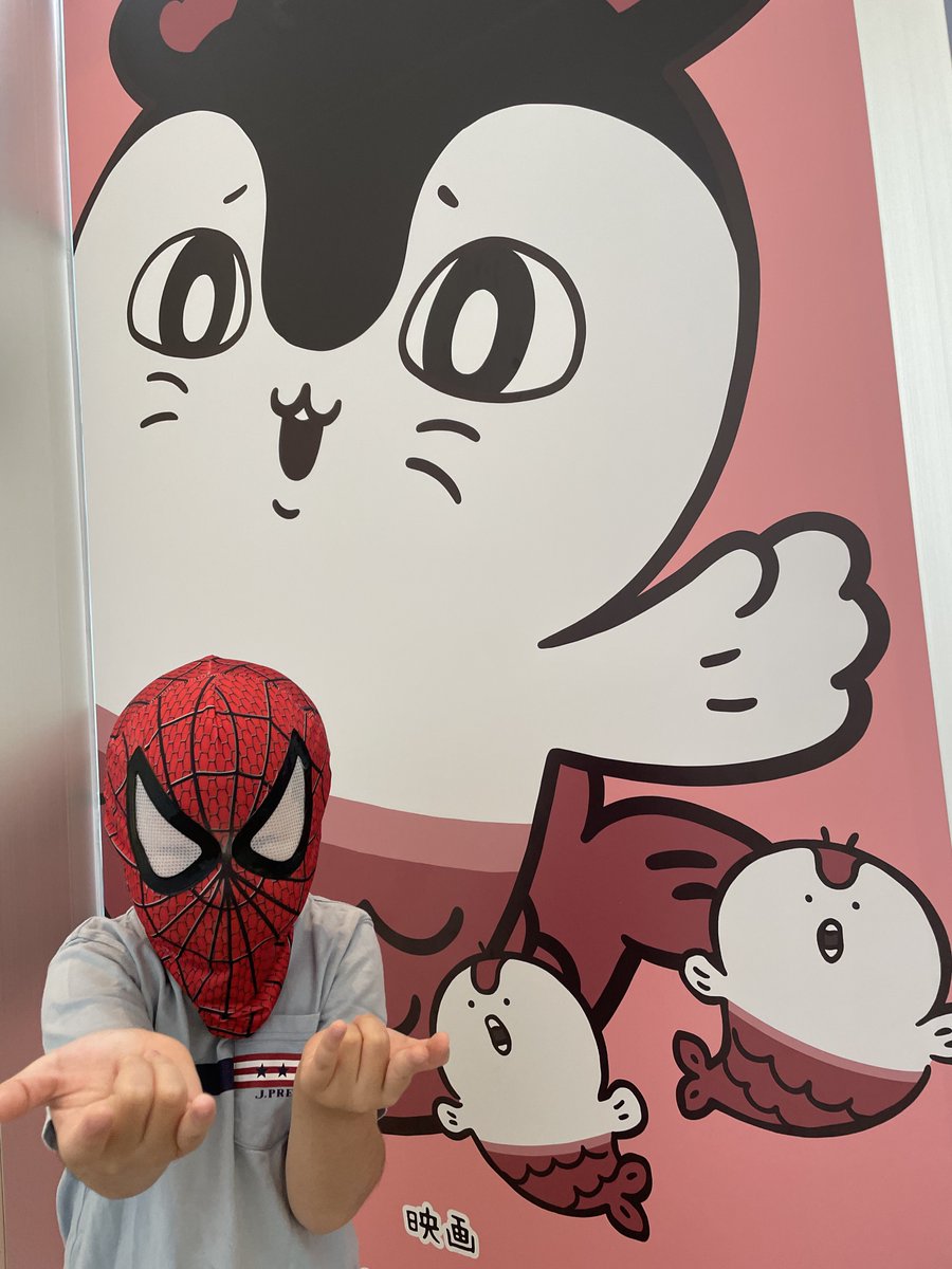 handmade_kazoku's tweet photo. さとる&amp;お母さん　スパイダーマン
あかり&amp;お父さん　カフェ https://t.co/8CQKjeGBBD