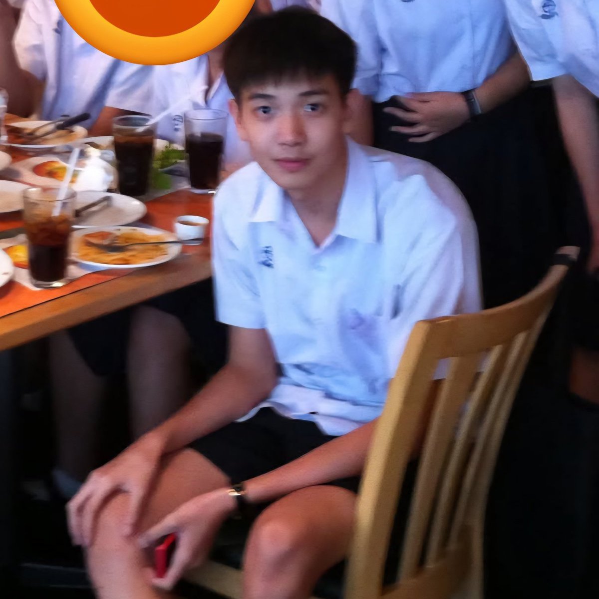 Nickknameb's tweet photo. เด็กทรงติ๋มวันนั้น          เด็กทรงแบดวันนั้น
     
                                  สู่
พระเมะทรงแบด            พระเคะคนสวย
     ในวันนี้.                           ในวันนี้ https://t.co/booFFAQZGS