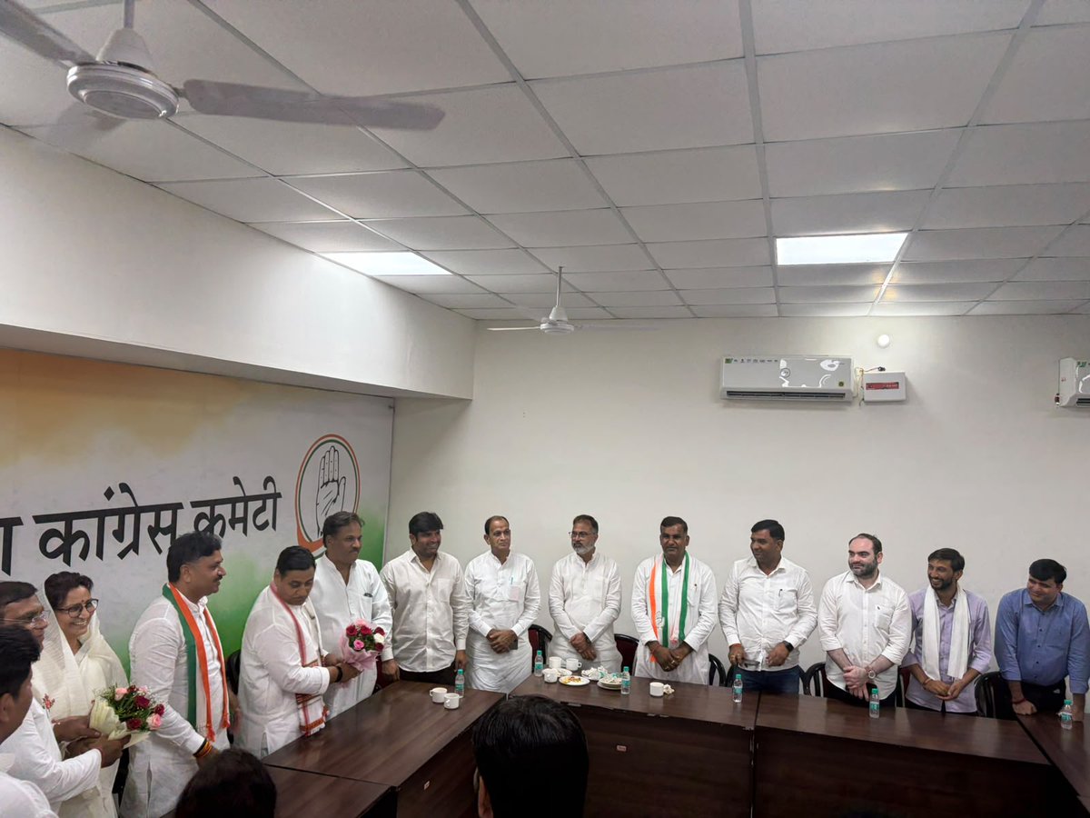 MDagar74's tweet photo. संगठन व राष्ट्रभक्ति का पावन पर्व: स्वतंत्रता दिवस 2026 ✨

15 अगस्त के शुभ अवसर पर राजस्थान प्रदेश कांग्रेस मुख्यालय (इन्दिरा गांधी भवन) व बड़ी चौपड़ पर आयोजित स्वतंत्रता दिवस समारोह में सहभागिता की।
#MohanDagar #RajasthanCongress #IndependenceDay2026 #GovindSinghDotasra https://t.co/Dk2qsrIXVN