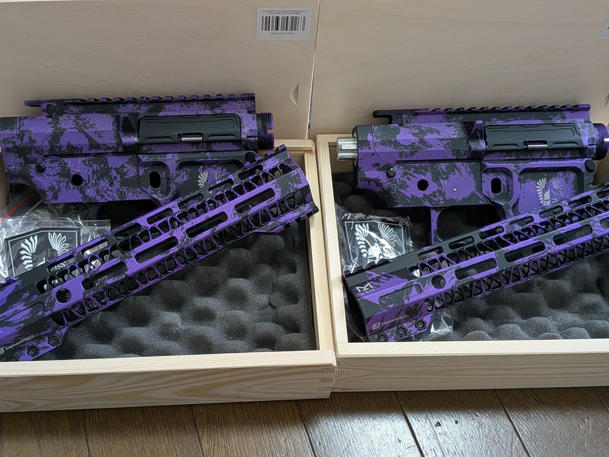 RMACustomLab's tweet photo. M4 AR15 レシーバーとハンドガード10"セット
(スプラッシュアルマイト紫)

メーカー未販売モデルが到着しました！
検品中の為価格未定です。
ご購入の方はご連絡ください。 https://t.co/IIG4tVQ07x