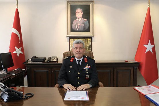 erolkeles23's tweet photo. Hemşehrimiz Sayın Tümgeneral Ünsal Bulut, Cumhurbaşkanlığı Kararnamesi ile Korgeneral rütbesine terfi ederek Jandarma Genel Komutan Yardımcılığı görevine atanmıştır.

Kıymetli hemşehrimizi tebrik ediyor; yeni rütbesinin ve görevinin hayırlı olmasını diliyorum. https://t.co/mRtgYyvcrr