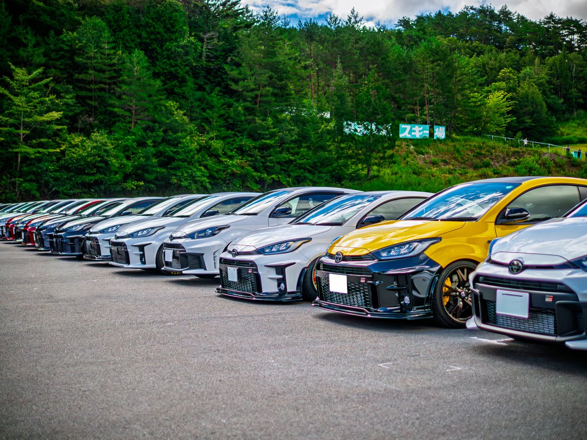 tore_tate's tweet photo. 自分の車の写真、ホントに一枚も無かった💦
まあ、フルノーマルの車を撮ってもしゃーないしw
鮎は美味しかったです🐟

#GRヤリス
#平谷オフ https://t.co/JAAwqskosy