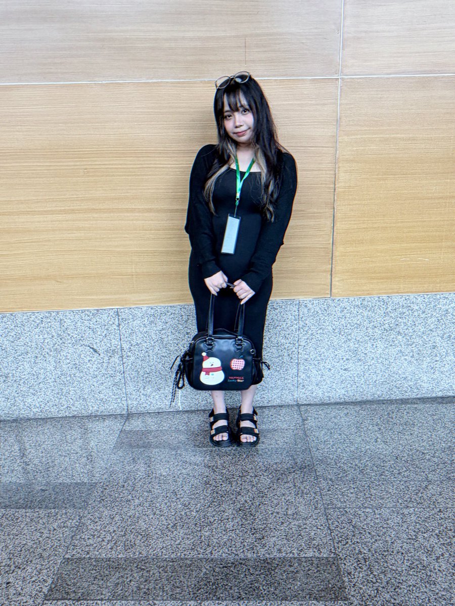 jin_yus_'s tweet photo. eme lang https://t.co/GV3LzdPs19