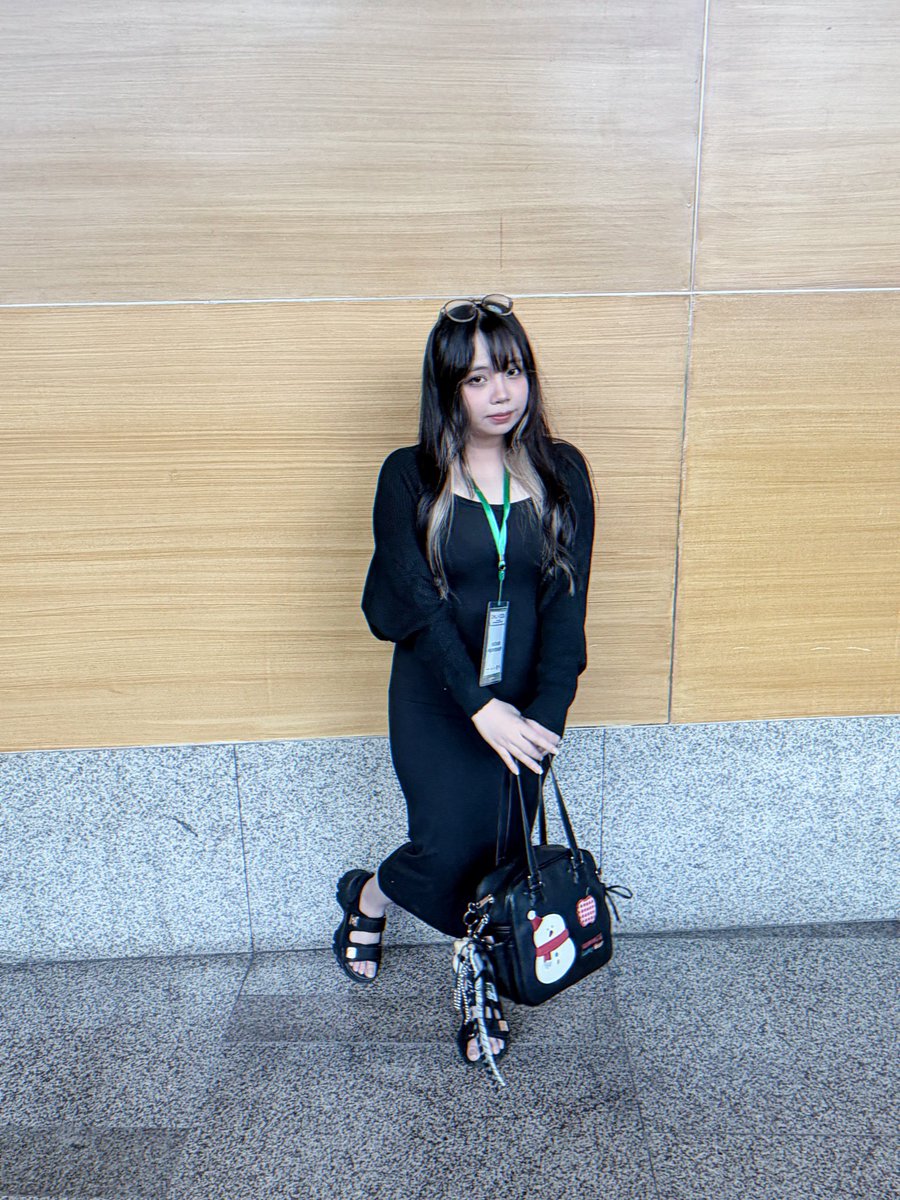jin_yus_'s tweet photo. eme lang https://t.co/GV3LzdPs19