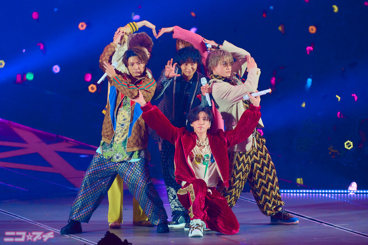 nicopuchi_info's tweet photo. ＼キスマイ15周年おめでとう💋／
仲良くロウソクをふ〜っ🕯️

個人写真アリ📸ニコ☆プチ的メンバー紹介つき♡
Kis-My-Ft2「fan IS ･･････」
15年分の感謝を込めたライブツアーレポ🎵
https://t.co/WcG19cpO1G

#キスマイ #KisMyFt2 #KisMyFt2_fan15 https://t.co/NncrSkq5yl