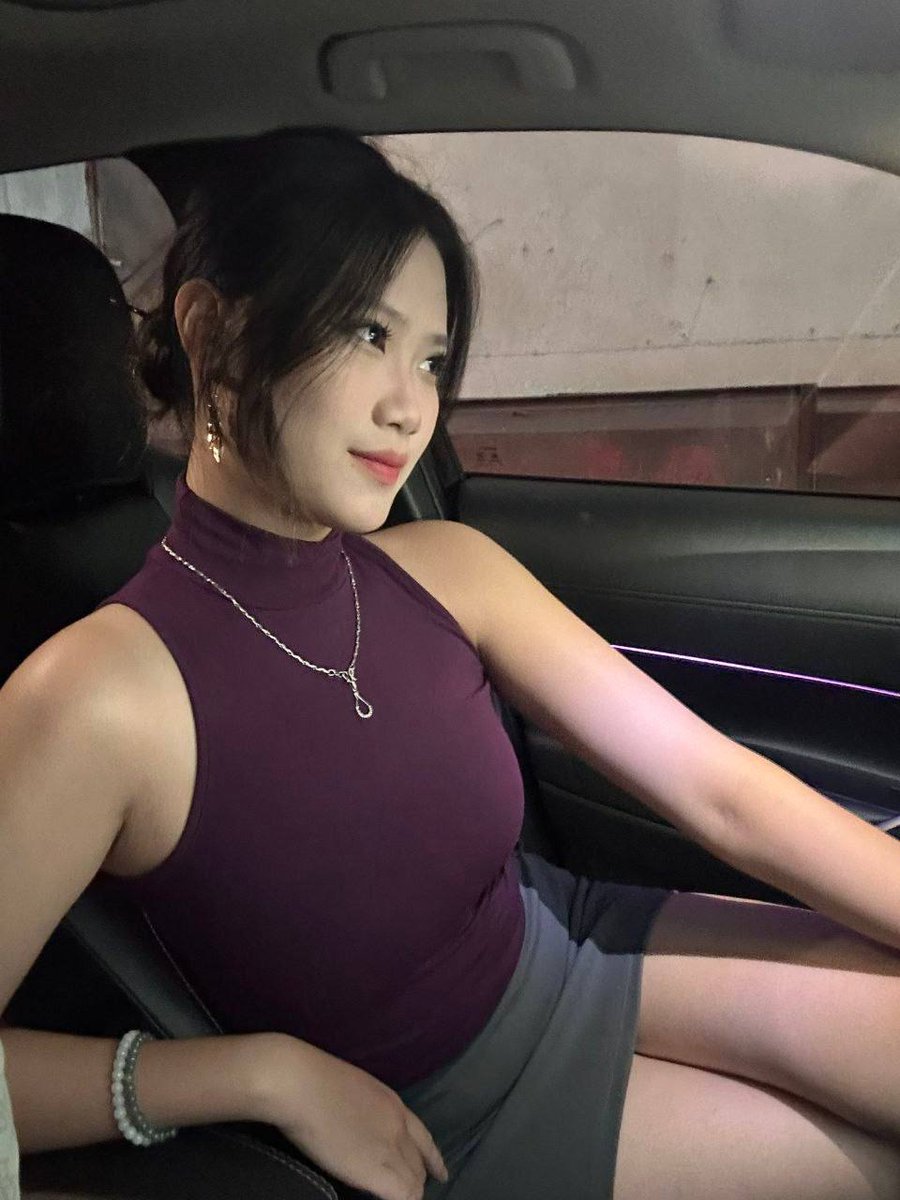 RebeccaWal72605's tweet photo. 婚纱店女模特 风情万种小红书认识的婚纱店女模特 平时照片都特别精致 没想到也有这么浪荡的一面 第一次约出来在车上给我疯狂口 爽到飞起 直接带去酒店狠狠大干了一场-

免费预览群🔗 https://t.co/kYEjYRI7op

完整版视频电报群已更新

@Sentoyun
 @Sentodan
 @Sentofen
 @Sentohua https://t.co/KrPOPIwU4a