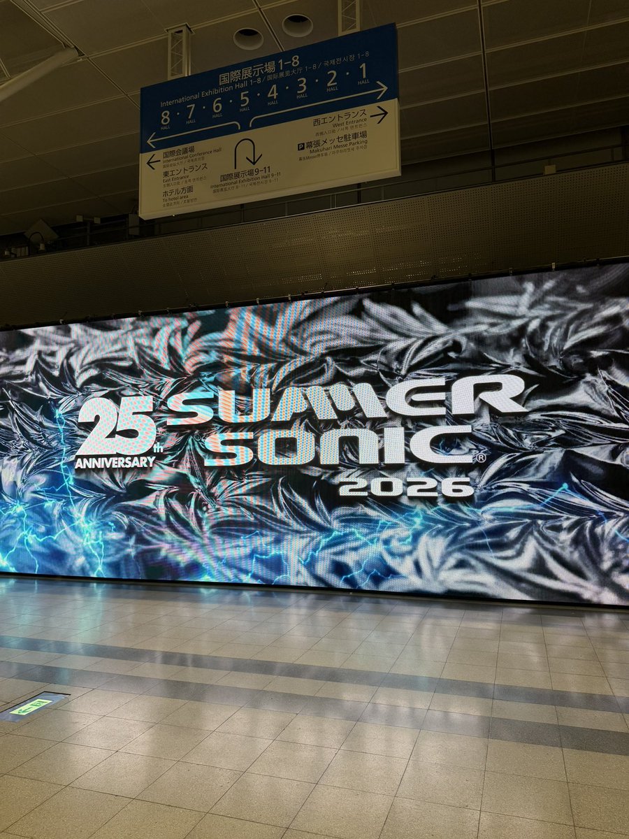 suge18's tweet photo. サマソニ楽しすぎる https://t.co/hNoXKqk0Hq