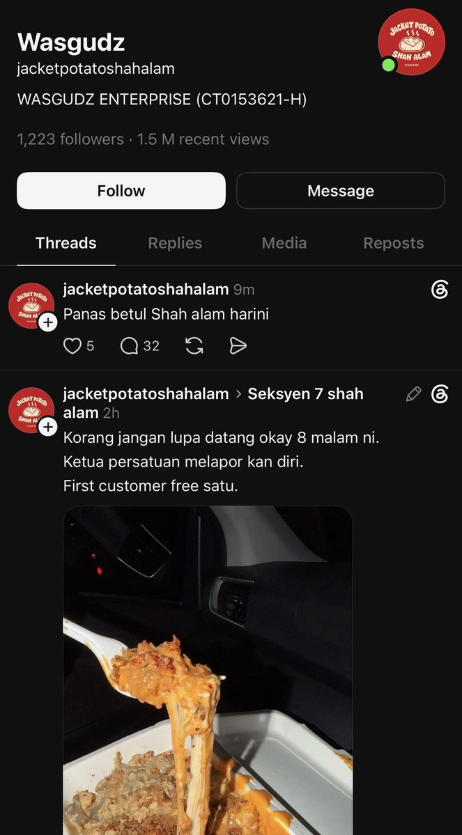 mhmmdhsm's tweet photo. Inilah ketua persatuan peniaga 2 hari yang halau akak meniaga nasi kerabu tu dengan geng2 pondan dia. Owner ni pun ada issue sebelum ni suka rekod customer perempuan yg beli boleh tgk tiktok dia. https://t.co/wfDxcQjWmt