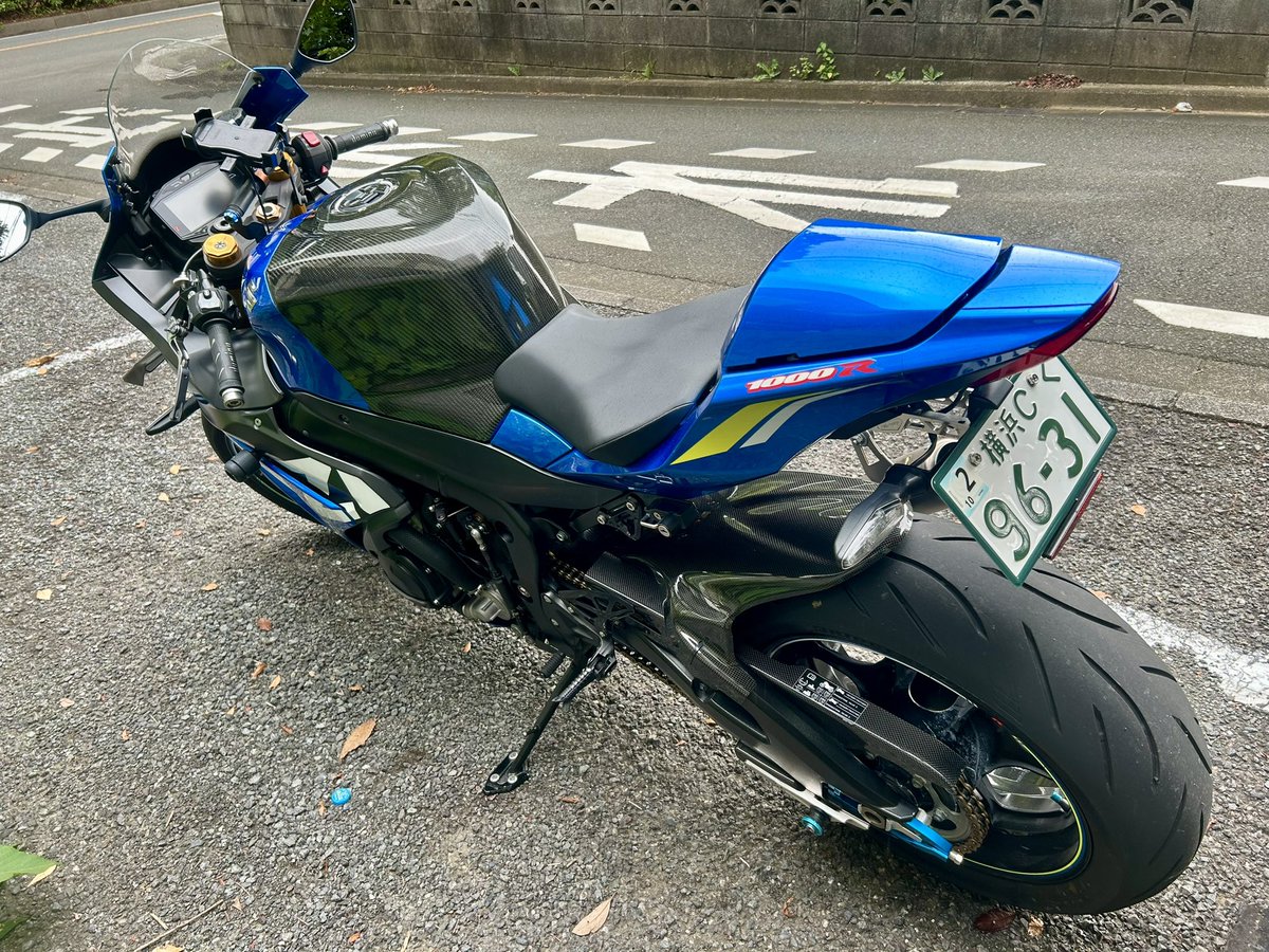 R1000R_Tai's tweet photo. 無事帰宅_(┐「ε:)_
こっち天気怪しいと思ったのに全く雨に降られずに来れた😙😙
日頃の行いってやつか笑
お疲れ様！GSX☺️ https://t.co/LMwEBrpso4