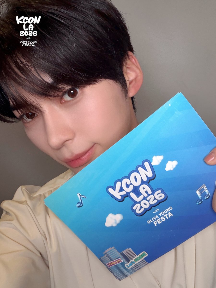 KCON_official's tweet photo. [#KCONLA2026] 📸 GREENROOM SELFIE

💙 DAY 1 | AUG 14 (FRI)
#SUNGHANBIN @ZB1_official

Are you ready? Keep your eyes right here 👀

-
KCON LA 2026
AUG 14-16
https://t.co/OjhnrK2kXl Arena, LA Convention Center

Let’s #KCON https://t.co/kBRqXlxZXH