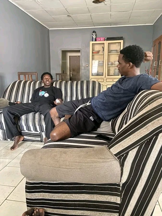 Promzy_33's tweet photo. A gay man and a straight man can still have a genuinely good friendship. They can have the kind of friendship where sexuality barely comes up because there is so much more to both people than who they sleep with. https://t.co/hw4Vng4PAH