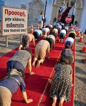 Catowar2611's tweet photo. Νέοι κανόνες για τις μπουσουλοδρομίες 2026. 
Θα υπάρχει VAR, οι παραβάτες θα έχουν 1' λεπτό ποινής στα Pit Stop https://t.co/2JATkg9f0U
