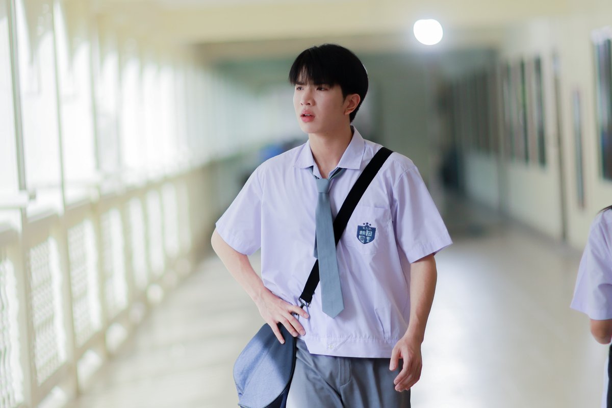 Weirdo101Series's tweet photo. พี่นิรันดร์ใครบอกว่าดุ ออกจะเป็นพี่แก้มแป๋ววววววว🤏🏼

#WEIRDO101SeriesEP1
@keenkeno_sp https://t.co/UZ2SEfF5av