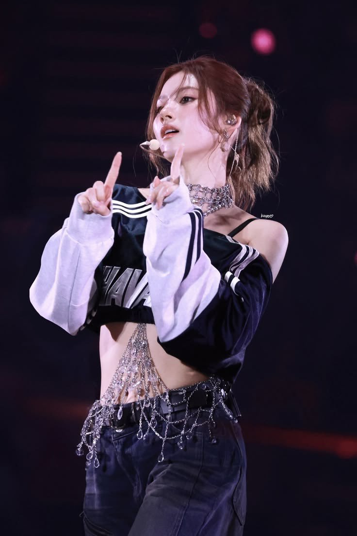 pvilates's tweet photo. On stage.                                    Off stage. https://t.co/ZfRSgyViOq