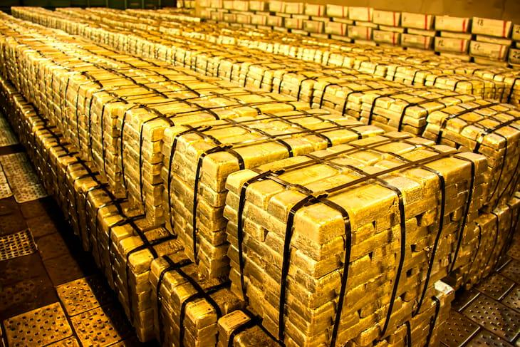 JamestonTX's tweet photo. مع تراجع الدولار الأمريكي، وتراجع توقعات السوق بشأن رفع أسعار الفائدة الأمريكية، ارتفعت أسعار الذهب. ومن المتوقع أن يحقق هذا المعدن الثمين مكاسب أسبوعية. https://t.co/WHV9P7P2Us