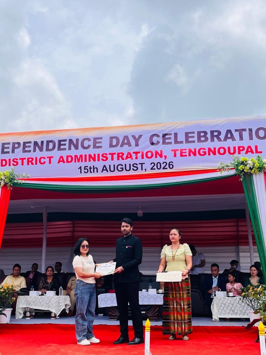 DynastyDoungel's tweet photo. THE MAGNIFICENT INDO-MYANMAR BORDER TOWN – MOREH

80TH INDEPENDENCE DAY CELEBRATION – 2026

For the last decade, the Indo-Myanmar border town of Moreh has been compelled to observe Independence Day within the premises of the ADC Office due to boycott calls and threats issued by Meitei secessionist narco-terrorist organizations, including the PLA and UNLF (MPA), which have been carrying out anti-India campaigns from Myanmar.

Today, citizens from all walks of life in the vibrant Indo-Myanmar border town of Moreh assembled in large numbers to celebrate the 80th Independence Day of India in the esteemed presence of the Deputy Commissioner, Tengnoupal District, the Superintendent of Police, Tengnoupal District, and several officers of 36 Assam Rifles along with their musical band.

According to ground reports, the people of Moreh have made it clear to the world that they no longer welcome any secessionist groups or elements within the town.

@PMOIndia @HMOIndia @rashtrapatibhvn @PIBHomeAffairs @GoI_MeitY @MIB_India @official_dgar @Spearcorps @easterncomd @FrontalForce @KreatelyMedia @MeghUpdates @JaipurDialogues @the_hindu @ThePrintIndia @thewire_in @timesofindia @IndianExpress @aajtak @TimesNow @aajtak @republic @TimesNow @ndtv @NELiveTV @NENowNews