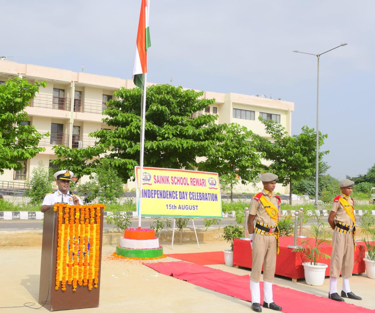 SainikSchoolRwr's tweet photo. 🇮🇳 #SSRW celebrated the 80th Independence Day 2026 with patriotic zeal. Capt (IN) Brij Kishore, Principal, hoisted the National Flag and urged cadets to uphold discipline, unity, integrity & service to the nation.
@SainikSociety
@PMOIndia
@PIB_India https://t.co/MEP6Q9WpJ6