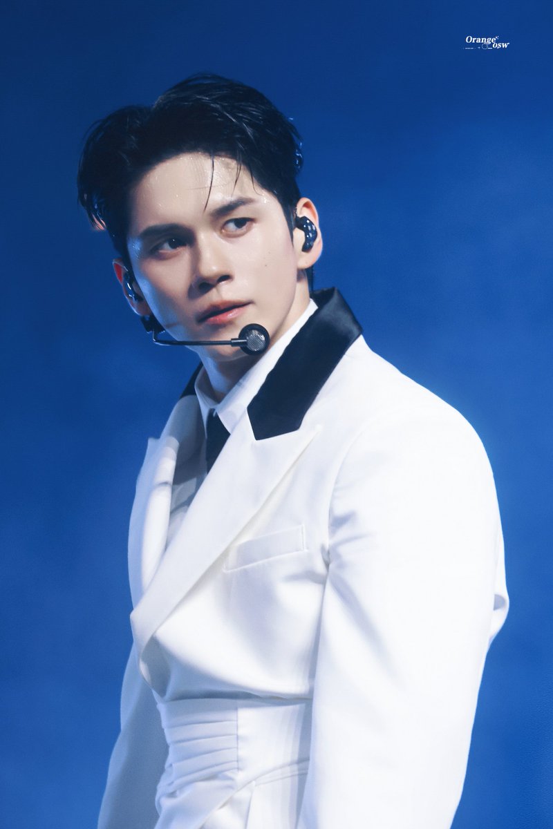 Orange_osw's tweet photo. 260815 KCON LA
#옹성우 #ONGSEONGWU #องซองอู #WANNAONE https://t.co/Hz7yXbSyl8