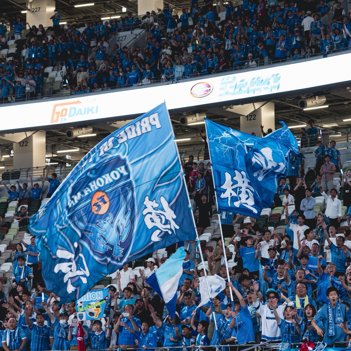 FCCRO1's tweet photo. "クラブの「成長」を示す一戦"

いよいよ明日に迫ったホーム国立開催。

 一部席種を除く全席種チケット完売。

20年前は3,000人がやっとのクラブだった。

1人でも多くの皆さんと歴史、脳裏に刻まれる試合を。

そして、国立で勝利を共に✊

#yokohamafc https://t.co/kxNxnUR9YR