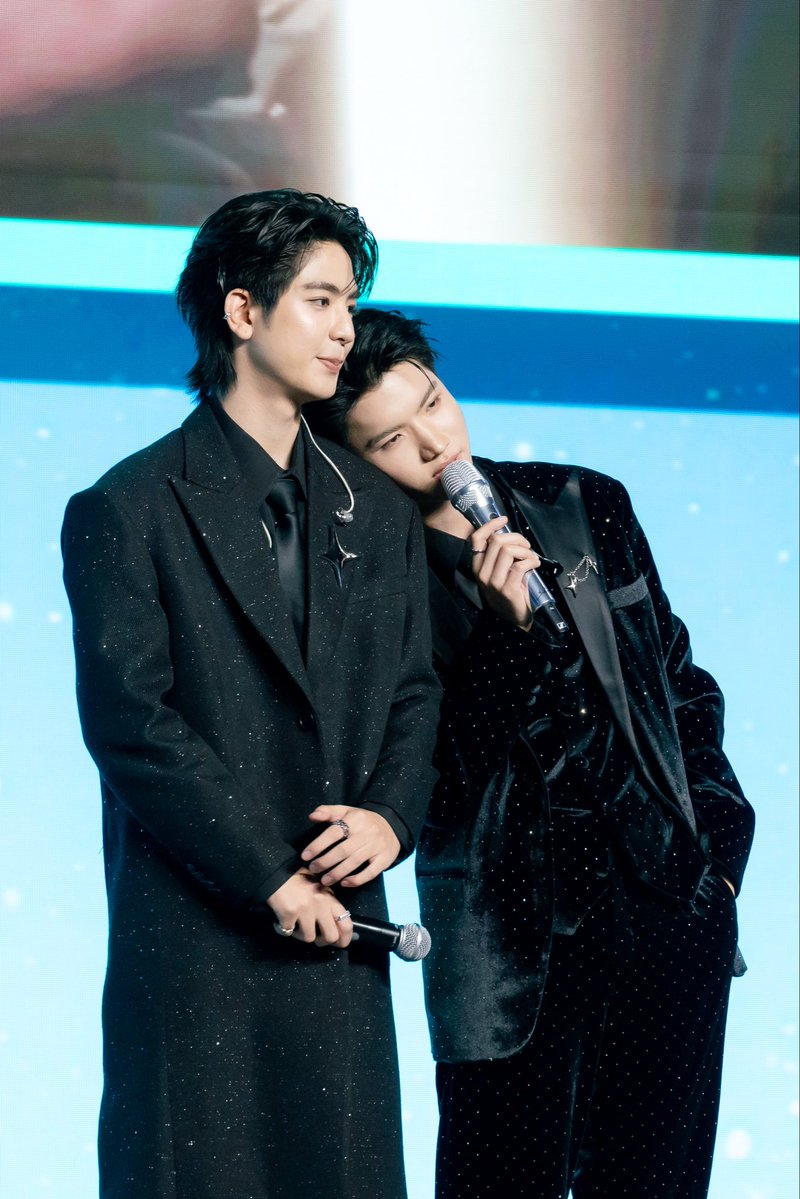 Weirdo101Series's tweet photo. ขอบคุณทุกคนที่มาร่วมรับชมซีรีส์ตอนแรกไปพร้อมกันกับนักแสดงใน "WEIRDO-101 The First Gravity" นะครับ 💞
#WEIRDO101SeriesEP1

“WEIRDO-101 แรงโน้มถ่วงระหว่างเรา” 💫
ทุกวันศุกร์ เวลา 20:30 น. ทางช่อง one31
และทางแอปพลิเคชั่น TrueVisions NOW เท่านั้น
#GMMTV https://t.co/J0rGSWwrnq