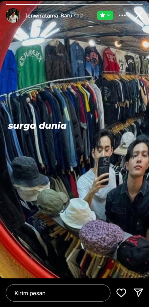 vejakraest's tweet photo. — Bandung terkadang membawa kebahagiaan yang tak pasti.

a #williamest au
(part of The Art Of Hating You)

© vejakraest https://t.co/spaAzVhmY3