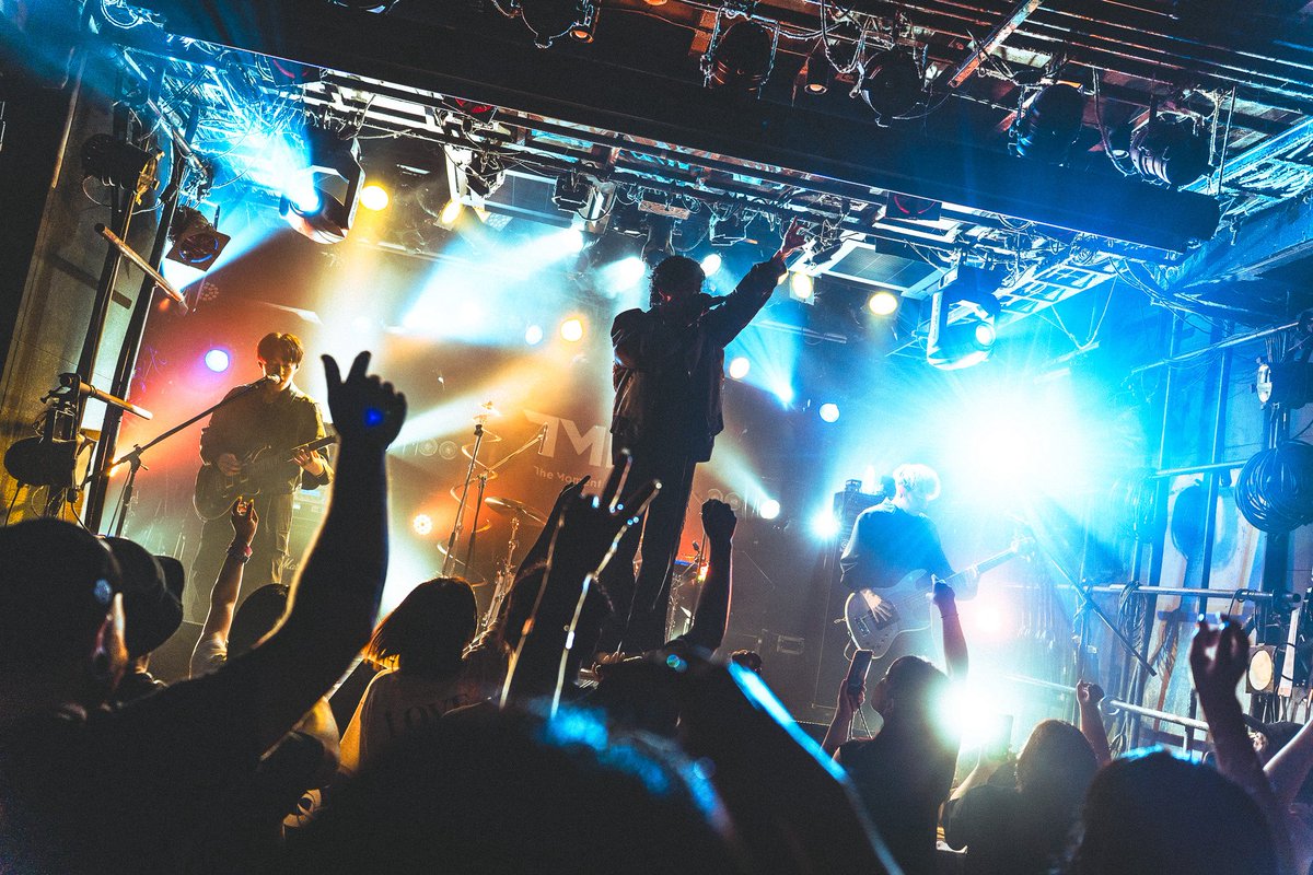 WOL_band's tweet photo. —— 𝟐𝟎𝟐𝟔.𝟎𝟖.𝟏𝟒(𝐅𝐫𝐢) ——

𝐓𝐌𝐈𝐃 𝐩𝐫𝐞
“𝐁𝐥𝐮𝐞𝐦𝐢𝐧𝐠 𝐕𝐨𝐥.𝟒”

@ 渋谷CYCLONE

-SET LIST-
1. BEAUTIFUL PARADOX
2. Find me
3. Talking To Myself
4. STEP
5. Never Grow Up
6. Magic
7. 24hours
8. Memories

📸 @Zig_zag__219249 https://t.co/kmNAArNC80