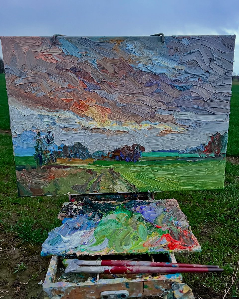 ulisesmtz17's tweet photo. Evening sky, when the rain paused for a moment to let the sun in. Oil on canvas, 50×70 cm. https://t.co/He6wOAJeEC