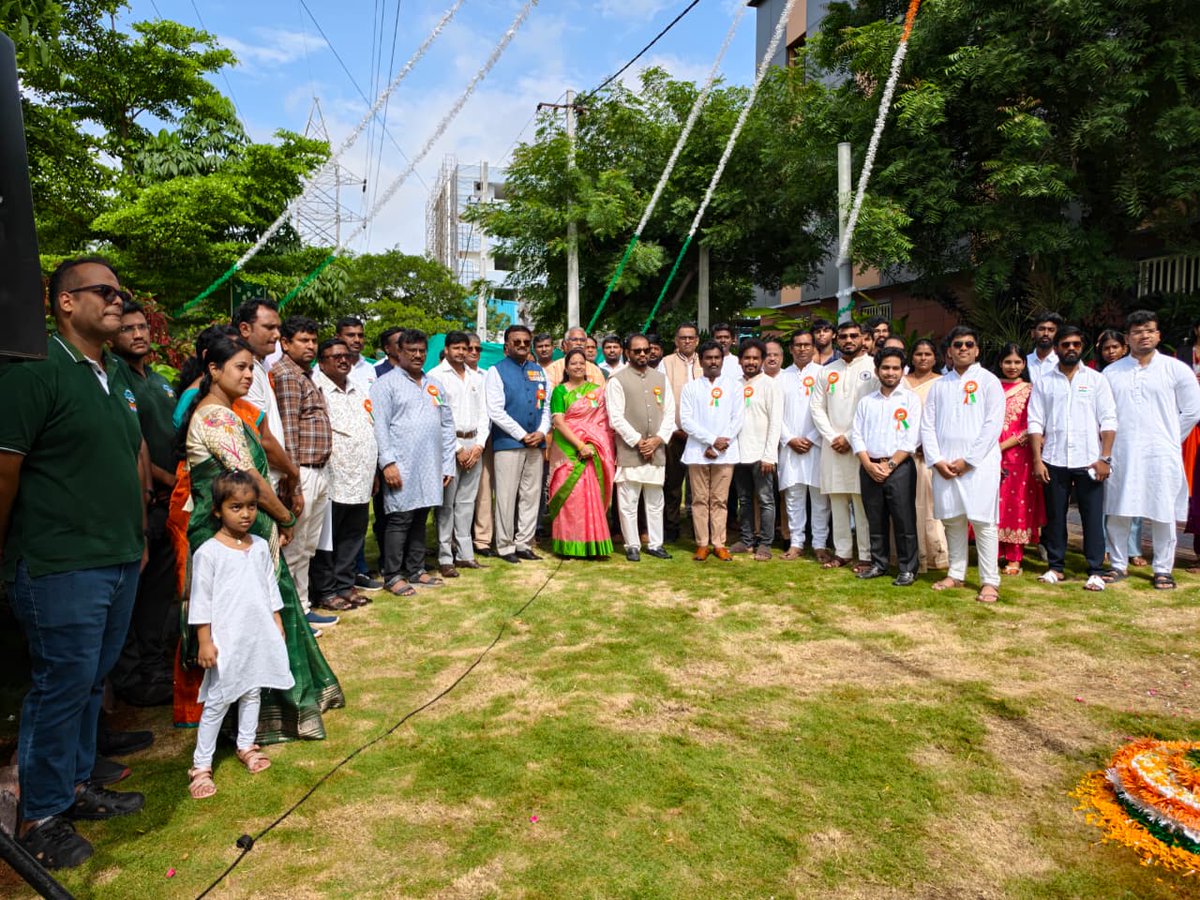 rsreenivasvsm's tweet photo. Independence Day reminds us that financial strength, operational excellence, and nation-building go hand in hand.

As Bharat marks 80 years of independence, we are reminded that a nation's progress is built through innovation, infrastructure, self-reliance, and the collective commitment of its people.

Every milestone in manufacturing, renewable energy, telecommunications, and infrastructure strengthens the foundation of a stronger Bharat.

Let us continue working towards an India that is resilient, innovative, and future-ready.

The responsibility of nation-building belongs to all of us.

Wishing everyone a proud 80th Independence Day.

Jai Hind. 🇮🇳

#IndependenceDay #IndiaAt80 #ViksitBharat #AtmanirbharBharat #NationBuilding #BondadaGroup