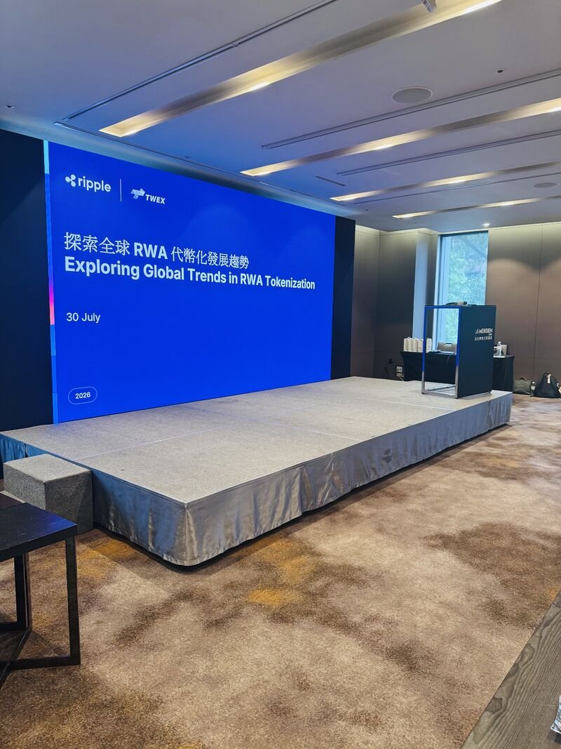 BankXRP's tweet photo. Taipei this week: Taiwanese banks moved from "if" to "how" on tokenization.

Ripple's the one-stop-shop making it real see DBS x Franklin Templeton's 24/7 RLUSD ↔ sgBENJI settlement.

FIs: what's blocking your cross-border flows from going on-chain? 👀

$XRP $RLUSD https://t.co/UvwC1RZ68C