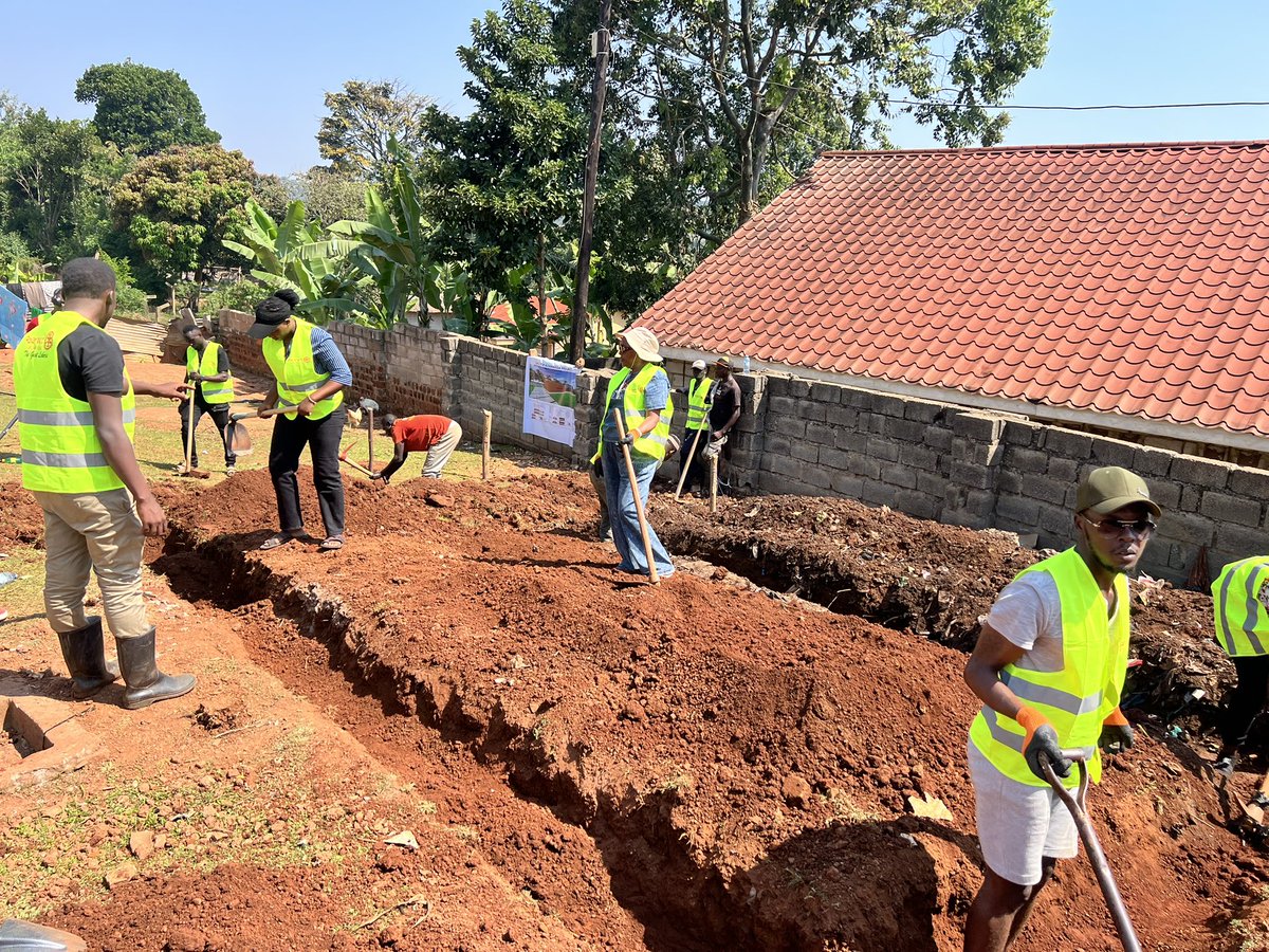 rctkampalaeast's tweet photo. We are making progress
The construction is starting to take shape
#creatinglastingimpact
#rotaractlegacy https://t.co/O9u5bAz78h