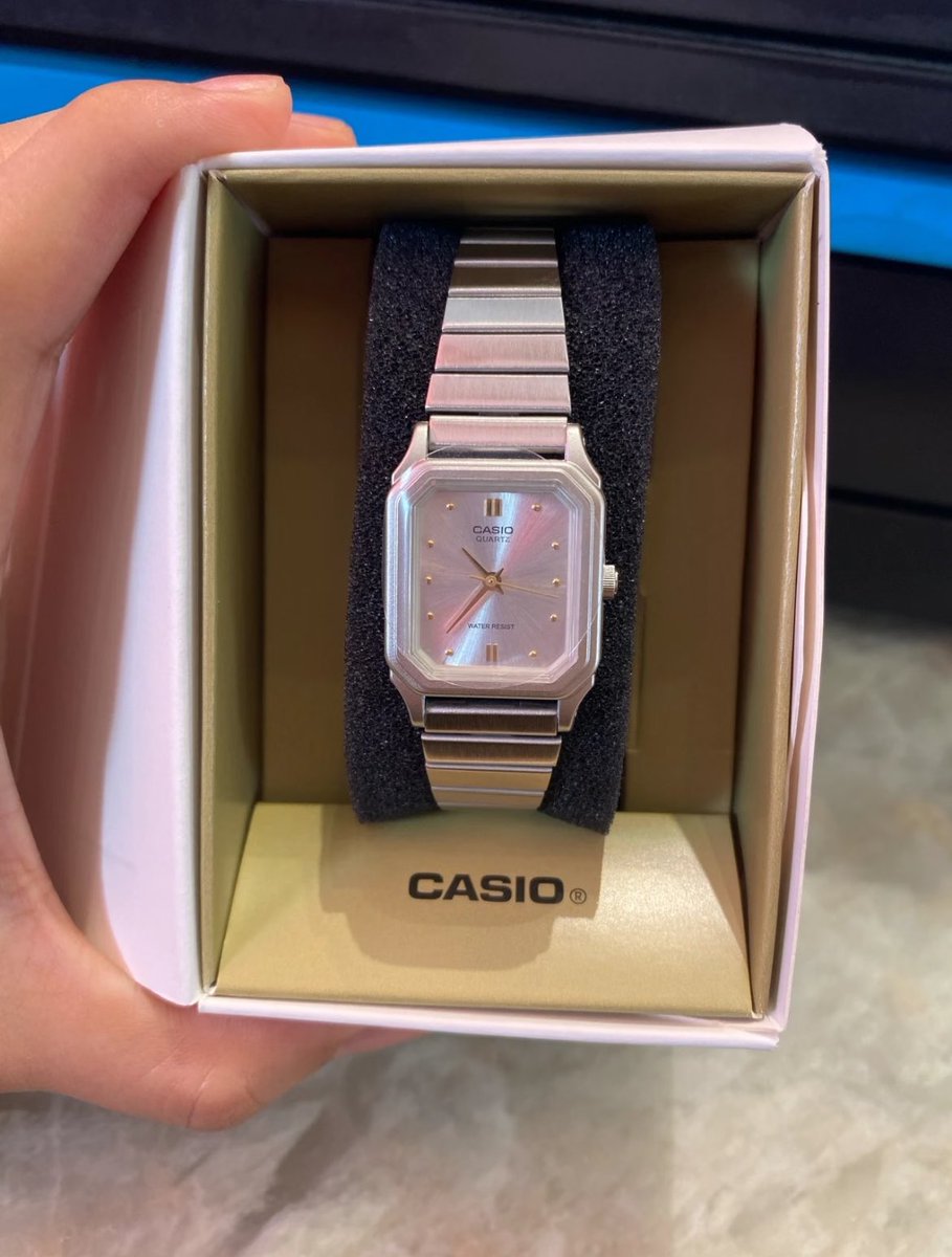 dJejingga's tweet photo. ASLI DEH JAM TANGAN CASIO INI CANTIK BANGET... Keliatan simpel dan classy, jadi naksir pas pertama kali liat 🥹💗 https://t.co/WQchOwvqQz