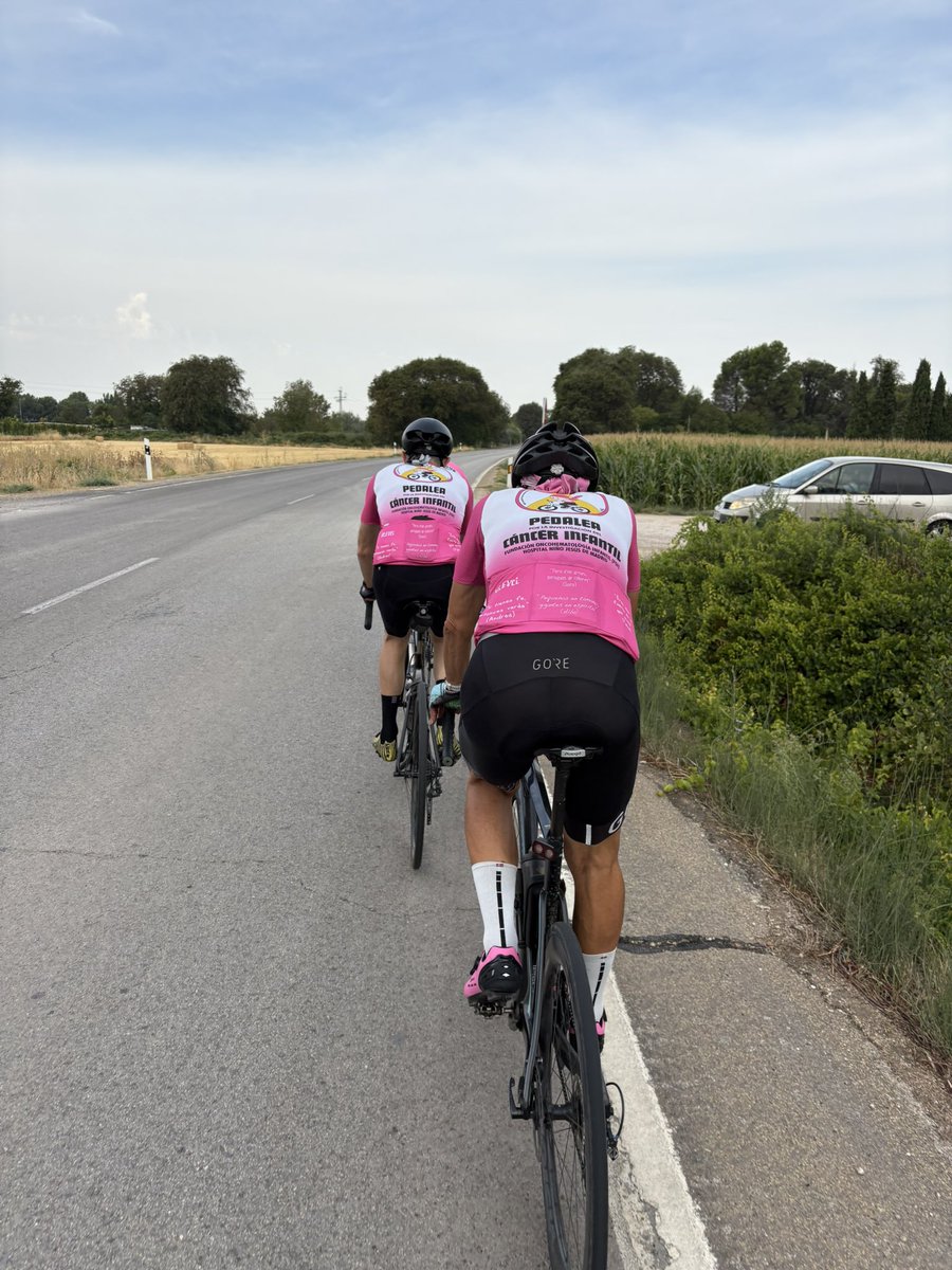 Bikers_del_sur's tweet photo. Los compis del club siguen difundiendo la causa. Hoy, rumbo a Chinchón.

Recuerda que puedes solicitar tu maillot, camiseta o chaleco solidario hasta el 24 de agosto. ¡Anímate a colaborar! 

Puedes hacerlo en nuestra web: 
https://t.co/mAeCyHihAX https://t.co/epfC5WZ2hc