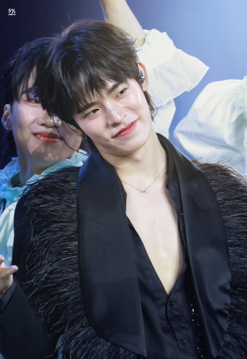 5percentmarch's tweet photo. —• 15082026

พ้มเจอกับตานางฟ้าอิมแพค🪽🌟✨

DUANG GO ROUND DAY1

#DuangConcertDay1 https://t.co/frUSpy0cI7