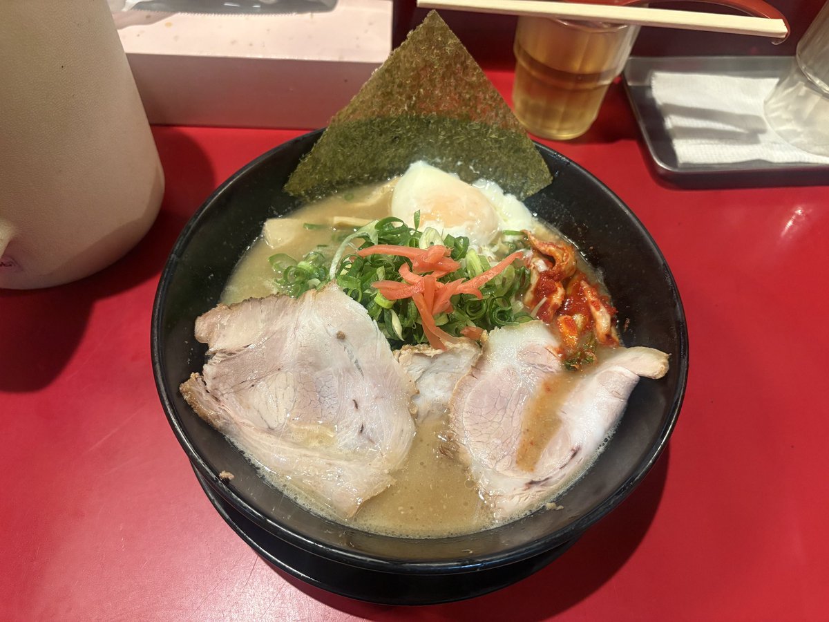 men_gurui's tweet photo. ラーメン大中
大中カタバラロース
ごはん 並 https://t.co/sbEqsdsnfN