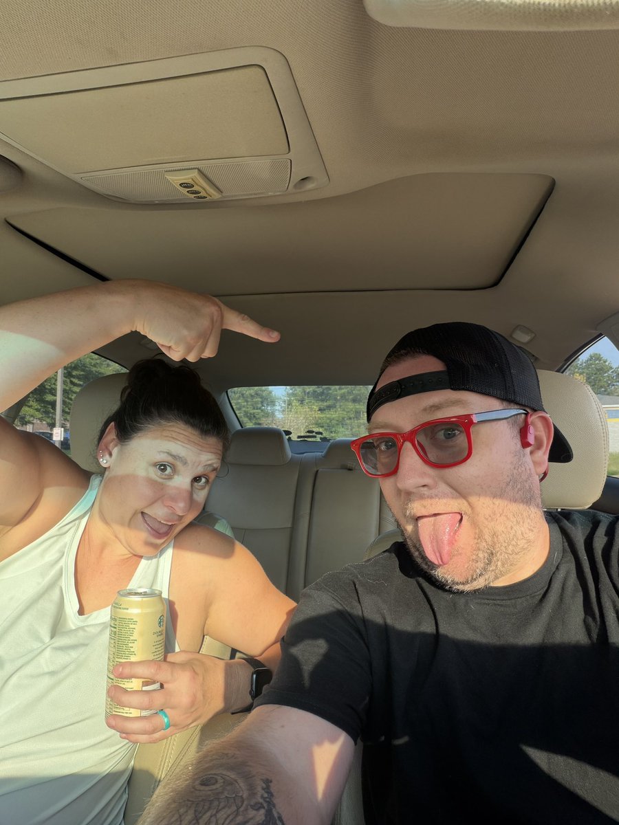 LDrewit's tweet photo. Day 5 of posting my work hat! Funny story…wife is dropping me off so all my other hats are in my car…so had to find a new one quick…shoutout @AdvanceAuto for this new beauty! #mywife #buffslife #letsdrewthis #MTNDrew https://t.co/HCFMYvrLay
