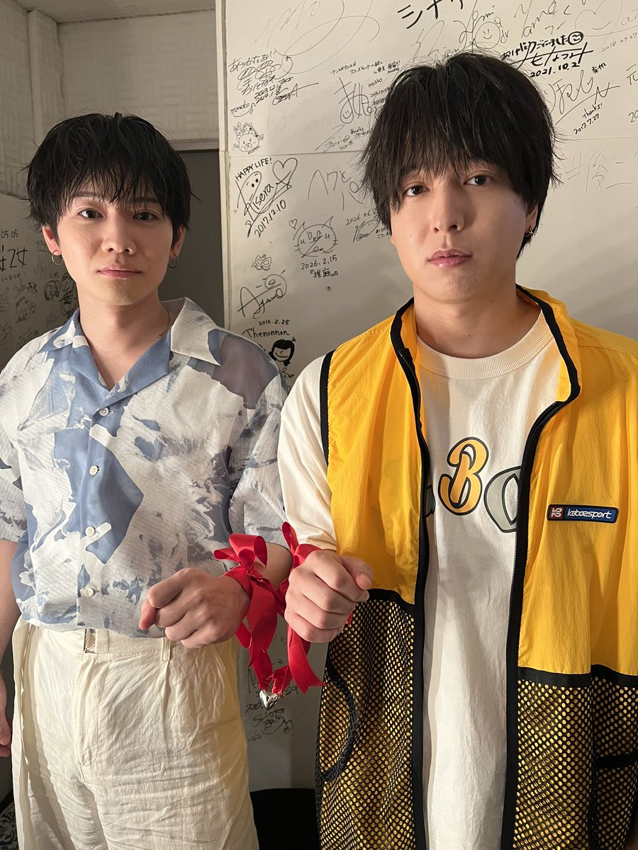magoshitakumi's tweet photo. ｢馬越琢己 Birthday Event 2026｣
1部2部無事終了しました
来てくださった方々に感謝を伝えられて
幸せです
祝ってくれた龍人くん、坂田
本当にありがとう！！
バーイベならではのライブコーナー
懐かしい曲も出来て��せで楽しい空間でした
これからも馬越琢己、頑張ります
よろしくお願いします！ https://t.co/YgNQw3snUV