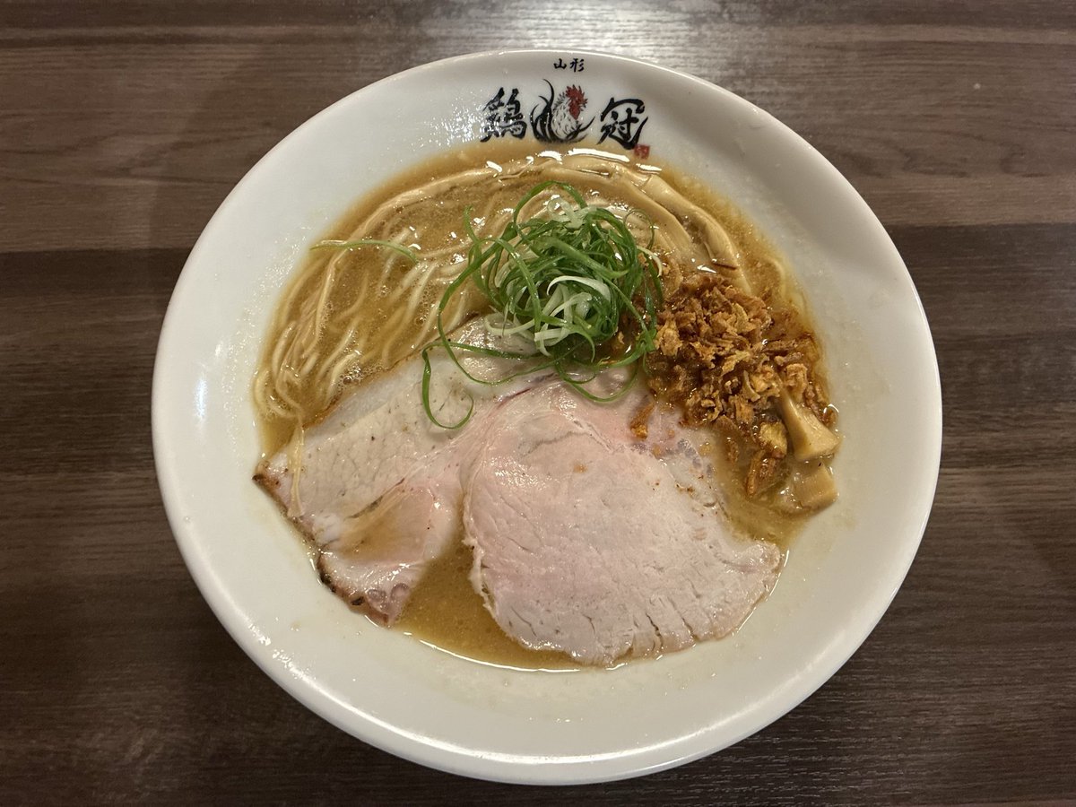 shutter_pole's tweet photo. 山形市 自家製麺鶏冠
濃厚醤油鶏そば+和え玉(辛) https://t.co/Sw3ZHdlIo0
