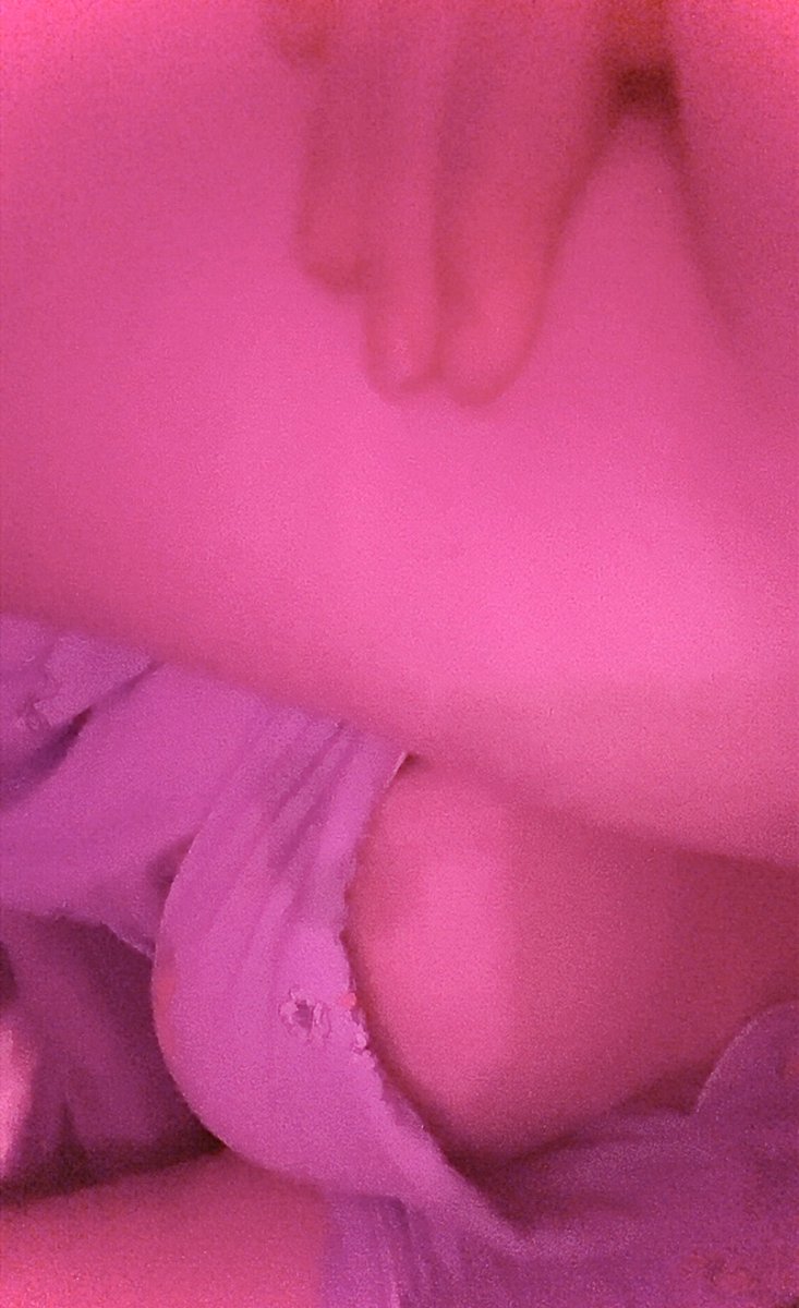 angelckitten's tweet photo. ----- ⊹₊˚‧︵‿₊୨ᰔ୧₊‿︵‧˚₊⊹ -----
.𖥔 ݁ ˖ ⤷ MDNI ᛝ I AM 22! ༉‧₊˚.
im back again .ᐟ.ᐟ -♡- new public acc
very not new to nsfwtwt . LESBIAN .ᐟ ★
⊹ ࣪ ˖ LF wlw moots ♡ i'm afab she/her 
-#. ✦ ݁˖   the internets angel 𑣲𝄞

. #wlw #lesbian #nsfwtwt #femme . https://t.co/1kv9zNddyd
