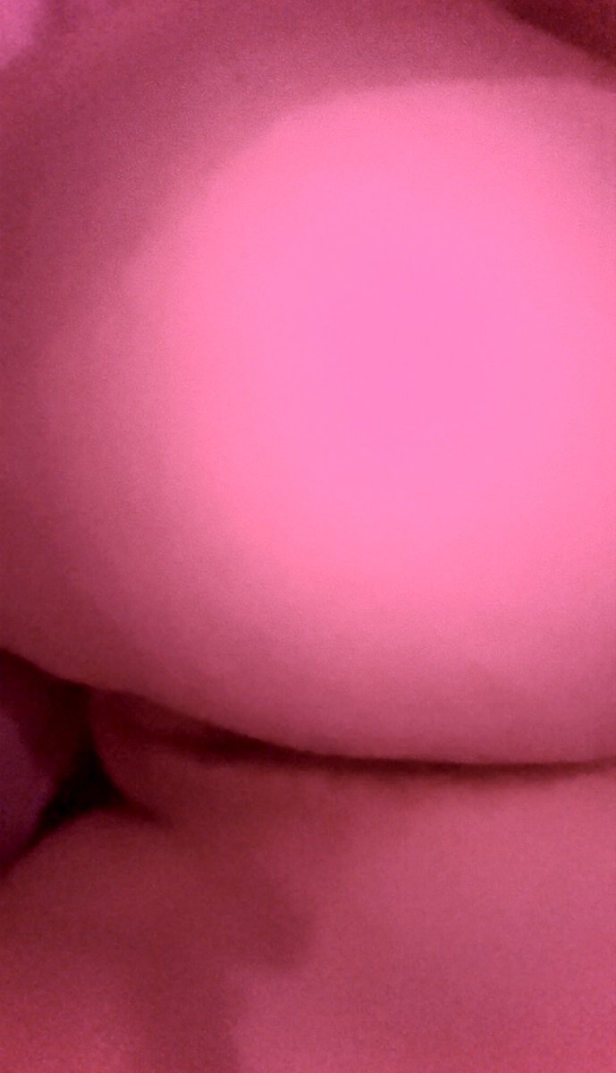 angelckitten's tweet photo. ----- ⊹₊˚‧︵‿₊୨ᰔ୧₊‿︵‧˚₊⊹ -----
.𖥔 ݁ ˖ ⤷ MDNI ᛝ I AM 22! ༉‧₊˚.
im back again .ᐟ.ᐟ -♡- new public acc
very not new to nsfwtwt . LESBIAN .ᐟ ★
⊹ ࣪ ˖ LF wlw moots ♡ i'm afab she/her 
-#. ✦ ݁˖   the internets angel 𑣲𝄞

. #wlw #lesbian #nsfwtwt #femme . https://t.co/1kv9zNddyd