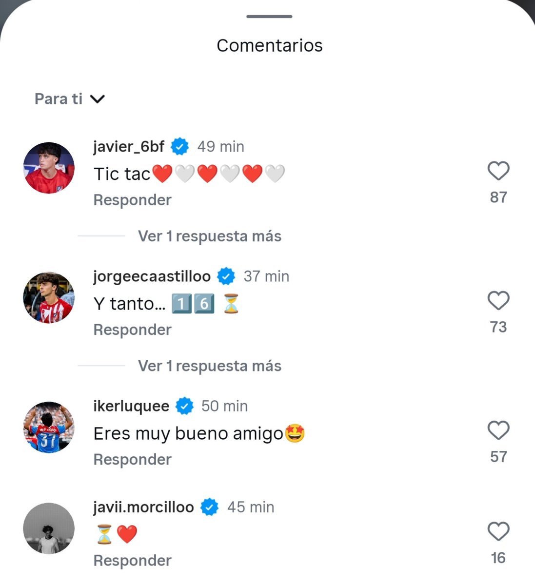 IvaanBlanco26's tweet photo. Arnau Ortiz en su Instagram:

"Pretemporada inolvidable. Lo mejor está por venir".

Y en los comentarios le ponen esto los chavales.

Creo que queda claro que se va a quedar en la primera plantilla y le van a dar el número 16. https://t.co/iYKLu6yG2W