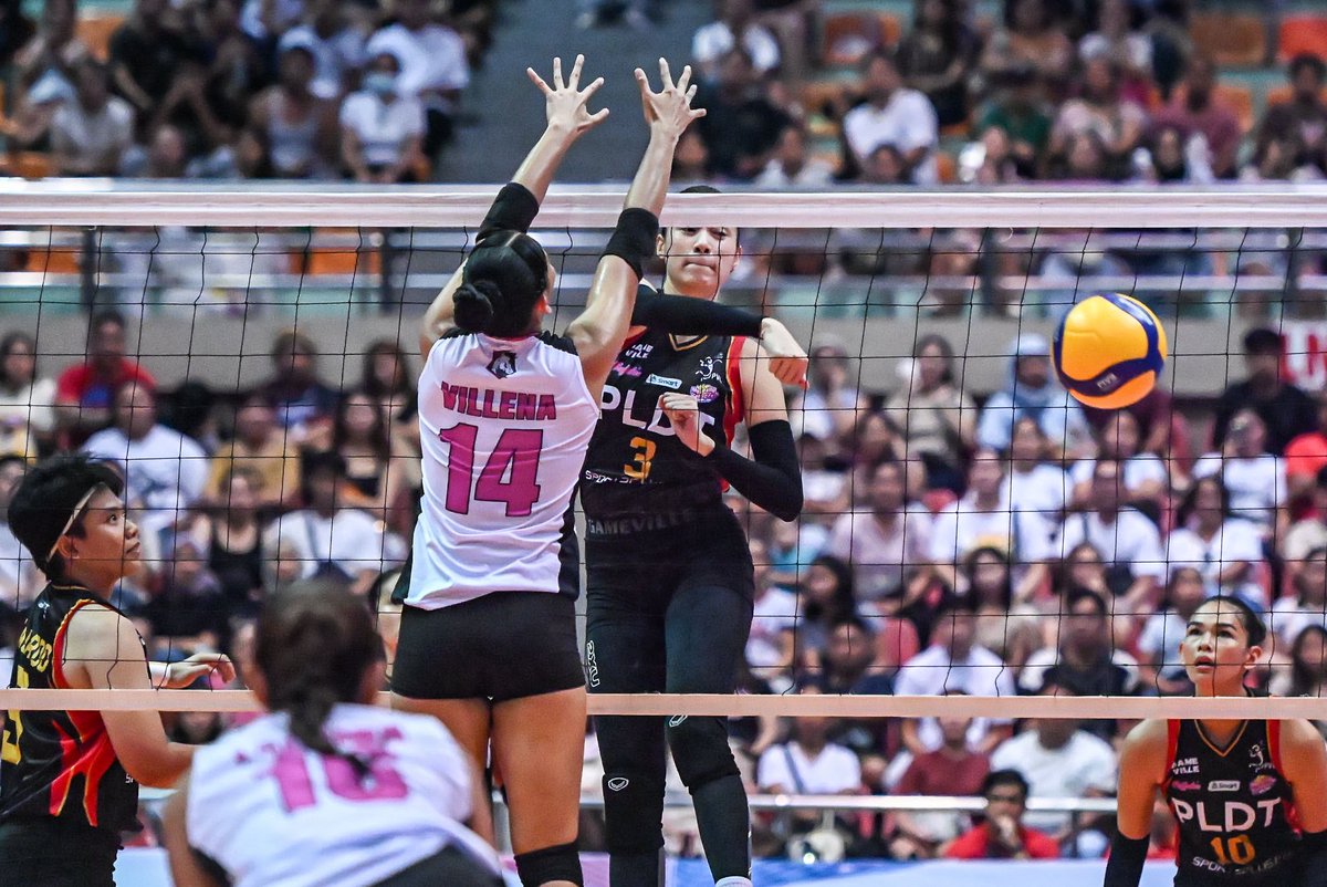 yeyefanaticss's tweet photo. [GAME PHOTOS] 

Mika during their match against Akari. ❤️‍🔥

📷PVL
@mikareyesss | Mika Reyes
#PVL2026 #PVLOnTour2026 https://t.co/pUlJsl8Jfw