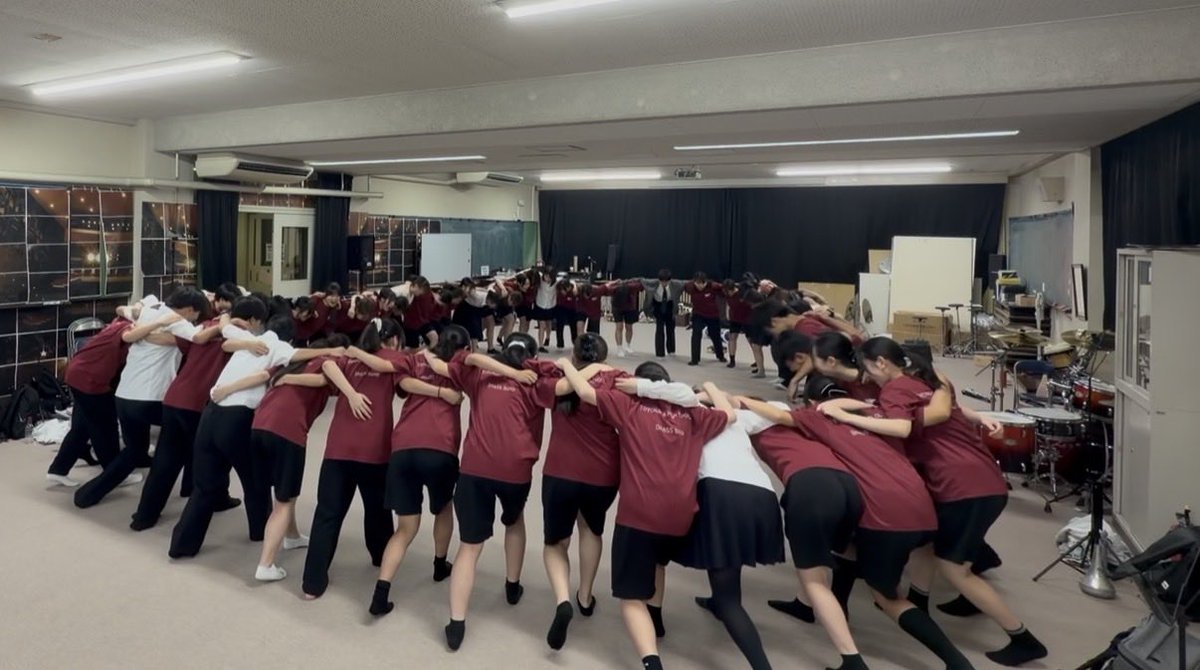 toyosui_'s tweet photo. トヨスイは #大阪府吹奏楽コンクール に出場し銀賞を受賞しました。
目標の関西大会出場からは離れた結果となりましたが、ここまでの過程で部員全員が確実に成長することができました。

ここで前進を止めることなく、定期演奏会では更に成長した姿をお届けできるよう日々の練習を大切にして参ります！ https://t.co/XmjX5ODjPk