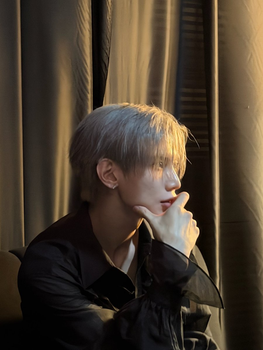 mountain991024's tweet photo. 사진 너무 골져스하다 옆태 너무 이뽀😆 https://t.co/A0CgRKveGK